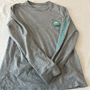 Vineyard Vines Pocket Long Sleeve Heather Gray Tee with Graphic on Back